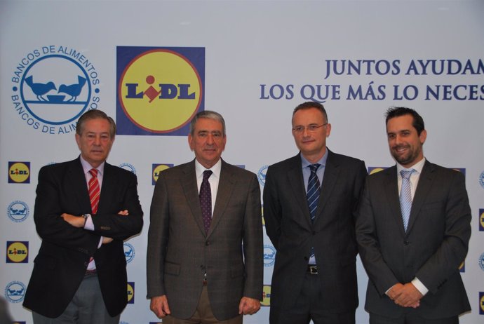 Firma Acuerdo FESBAL Y  LIDL 