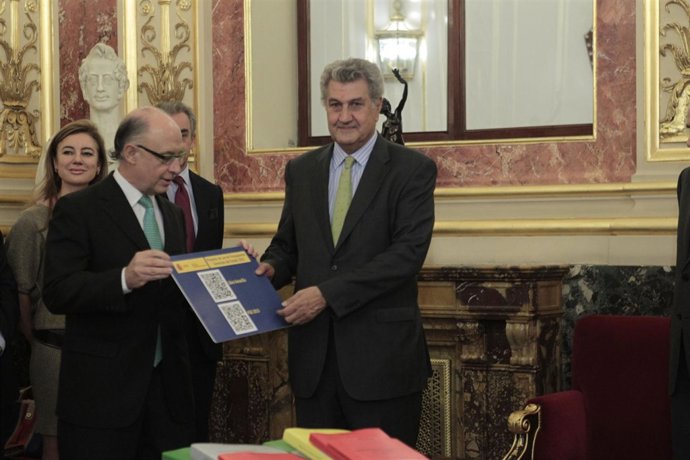 Montoro presenta los PGE