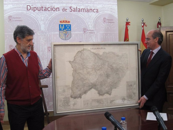 Lima e Igleias con el mapa recuperado