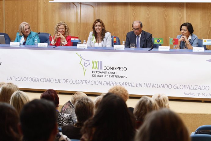 La consejera de Presidencia e Igualdad de la Junta, Susana Díaz, en unas jornada