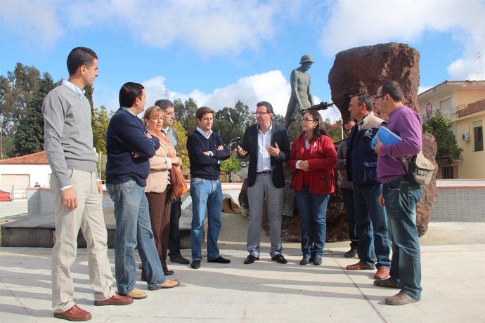 El presidente del PP en Huelva, Manuel Andrés González, visita la Cuenca Minera.