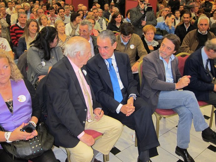 Mario Conde en el mitin de cierre de campaña en Vigo
