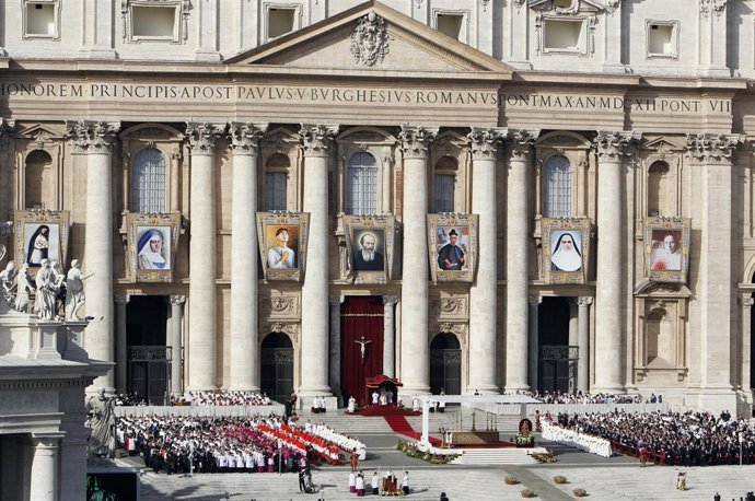 Benedict XVI proclama santa a la beata española María Carmen Sallés