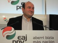 Ortuzar afirma que Euskadi "es claramente abertzale" y que PNV trabajará desde este lunes por el acuerdo