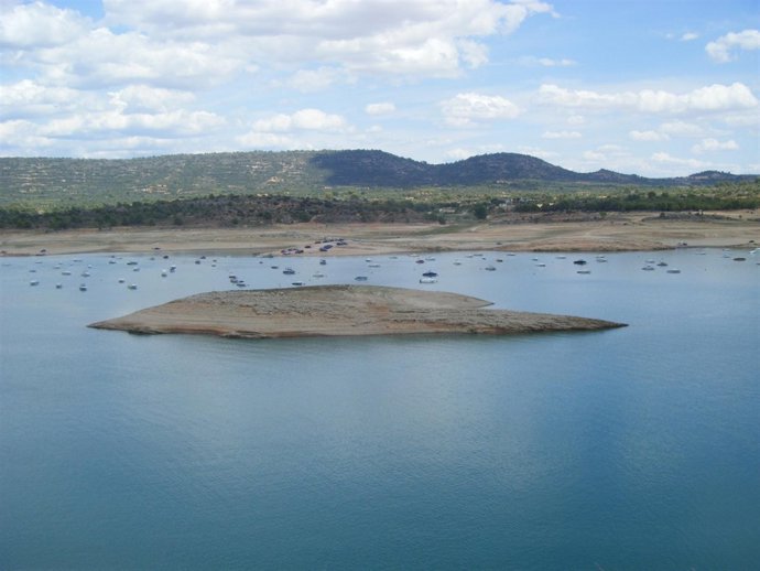 Agua, pantanos, sacedón