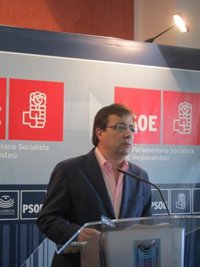 Vara considera que el PSOE, "más que dimisiones", lo que necesita es "escuchar los mensajes de la gente"