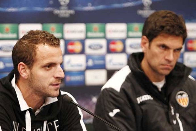 Roberto Soldado Mauricio Pellegrino Champions