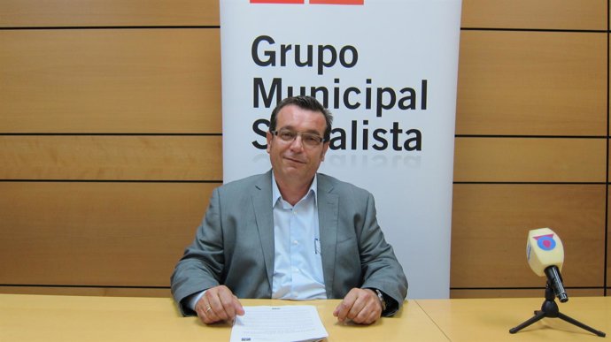 El concejal socialista José Zapata