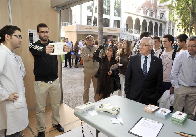 Stand de la feria servicios universitarios            