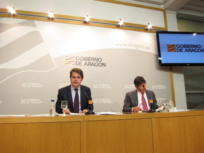 Roberto Bermúdez de Castro y Arturo Aliaga en rueda de prensa