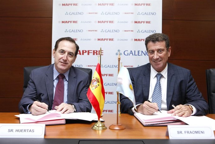 Firma del acuerdo entre Mapfre y Galeno
