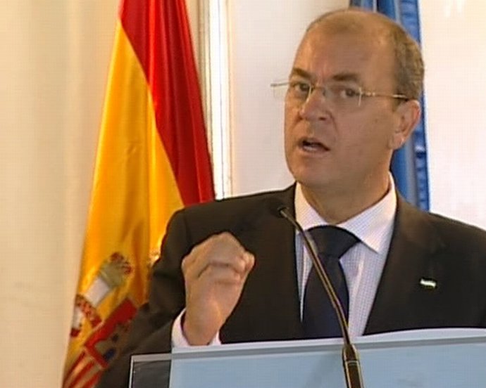 Monago: Extremadura "no es bono basura"

