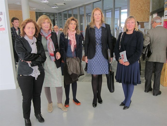 Irene Cortés Calvo, segunda por la derecha