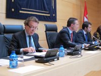 El PSOE lamenta que los "paganos" del "peso" del déficit sean los ayuntamientos con recortes del 29%