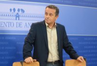 Castro (IU) pide a la Junta que "coopere y colabore de forma directa y estrecha" con la Fiscalía en el "caso" Invercaria