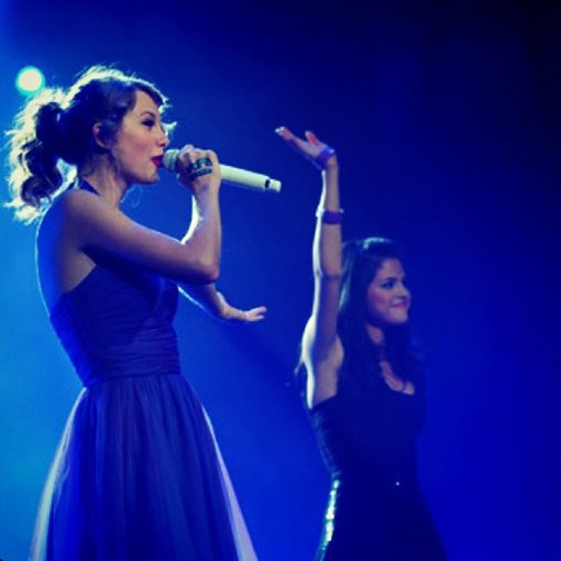 TAYLOR SWIFT Y SELENA GOMEZ