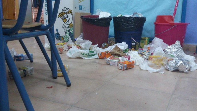 Un aula afectada por la huelga de limpieza