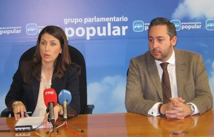 Laura Muñoz y Víctor Manuel Martínez