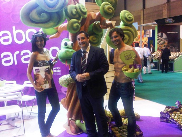 El conseller J. M. Pelegrí en la feria Fruit Attraction de Madrid