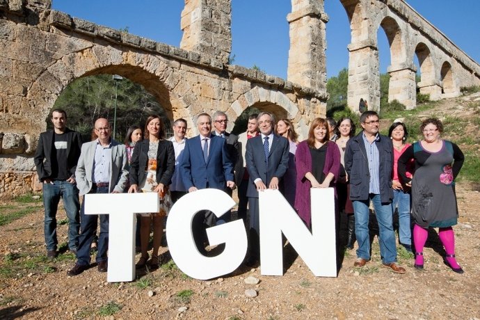 Pere Navarro y los candidatos del PSC por Tarragona
