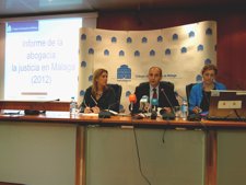 Presentación del informe del Colegio de Abogados de 2012