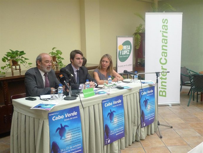 Concejal de Empleo de Las Palmas de Gran Canaria, Jaime Romero (centro)