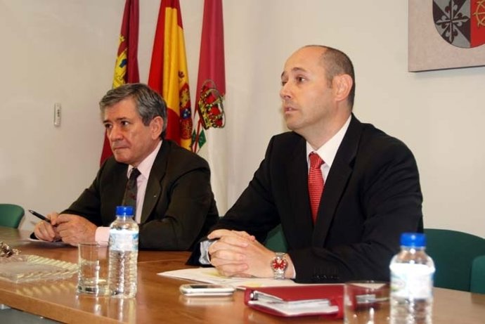 Barón y Maeso en una conferencia