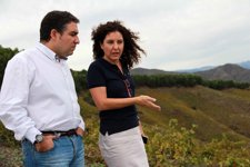 Bendodo, junto a la directora de Jorge Ordóñez & Co., 