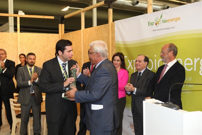 Agencia Andaluza de la Energía, galardonada por su aportación a la biomasa.