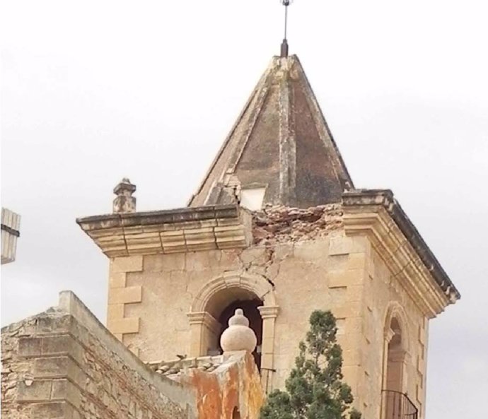Iglesia De San Mateo Dañada Por Terremoto De Lorca
