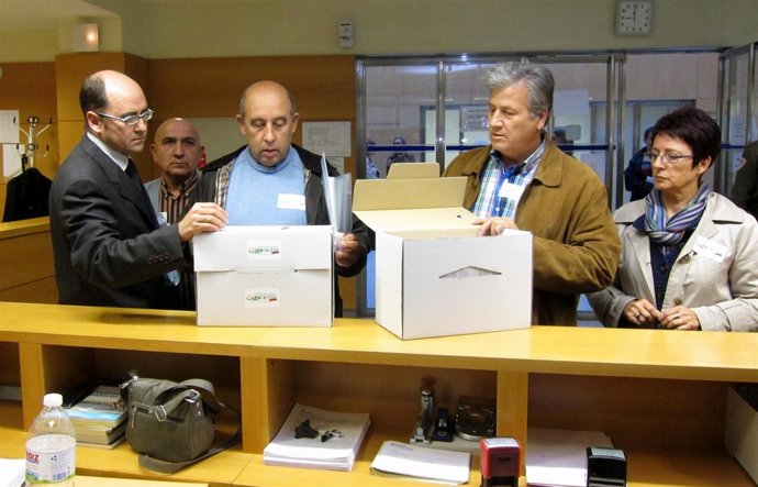 UPA y COAG presentan documentos en el Registro de Agricultura