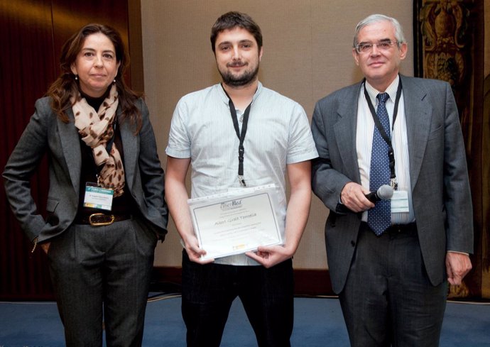 Los representantes de CIBERNED, con el 'Mejor investigador del año'