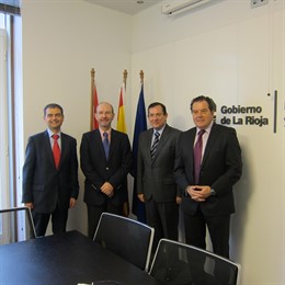 Momentos antes de la reunión