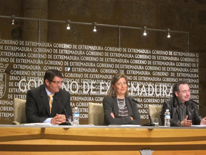 Trinidad Nogales, Jesús Cimarro y Pedro Blanco