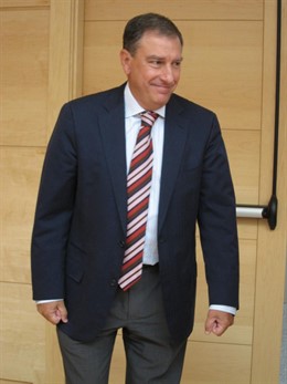 El Consejero De Educación De Cyl, Juan José Mateos