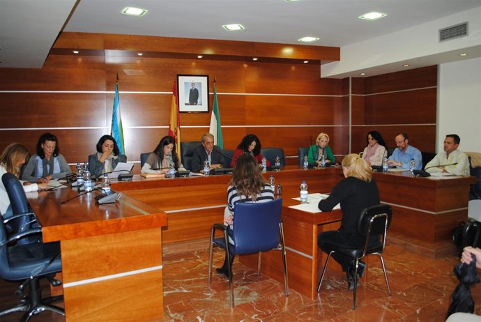 Pleno extraordinario en Otura, con Pedro Cabanillas como alcalde