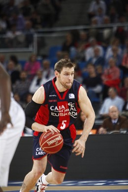 Andres Nocioni Caja Laboral - FIATC Joventut