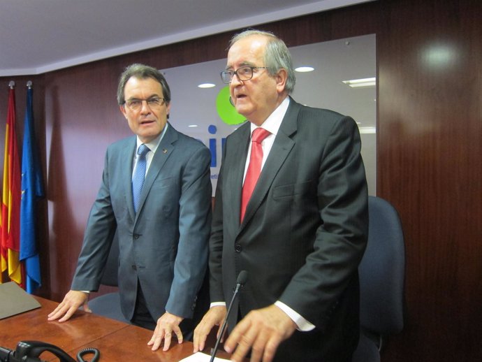 El presidente de la Generalitat, Artur Mas, y el de Pimec, Josep González