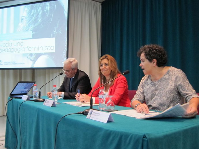 Díaz junto al alcalde de Baeza hoy