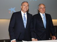 CaixaBank no descarta nuevas adquisiciones en España más adelante, pero "no ahora"