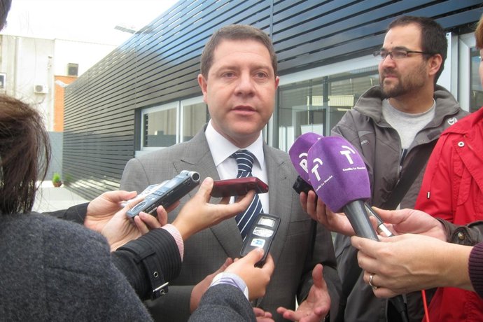 Emiliano García-Page inauguración pistas de padel del Polígono