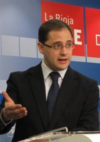 Luena (PSOE) cree que los presupuestos de La Rioja "parten de una ensoñación publicitaria ridícula"