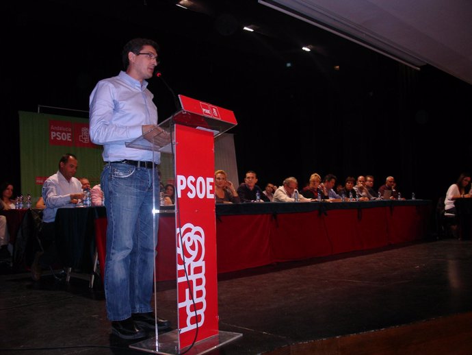El secretario provincial del PSOE de Almería, José Luis Sánchez Teruel