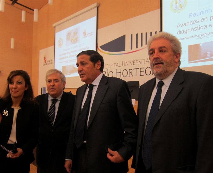 Sáez Aguado en el Salón de Actos del Hospital Río Hortega