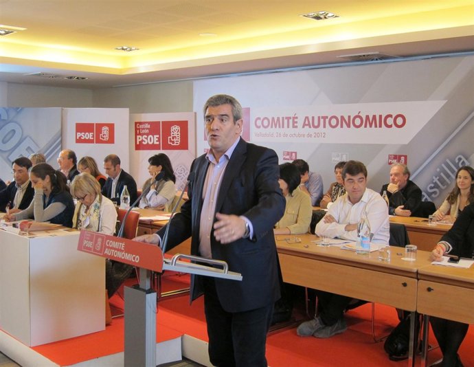 Julio Villarrubia en el Comité Autonómico del PSCyL