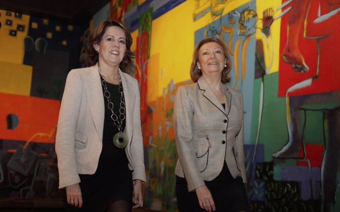 Barcina, con la presidenta del Gobierno de Aragón, Luisa fernanda Rudi