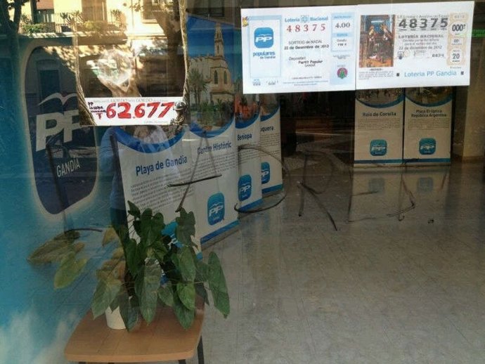 Pintada En La Sede Del PP De Gandia (Valencia)