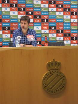 El Entrenador Del Espanyol Mauricio Pochetino En Rueda De Prensa