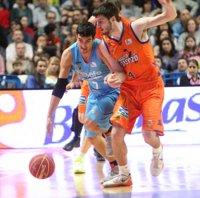Baloncesto/Liga Endesa.- (Crónica) Asefa Estudiantes vence al Valencia (85-82) y le propina su primera derrota