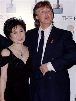 Paul McCartney y  Yoko Ono 